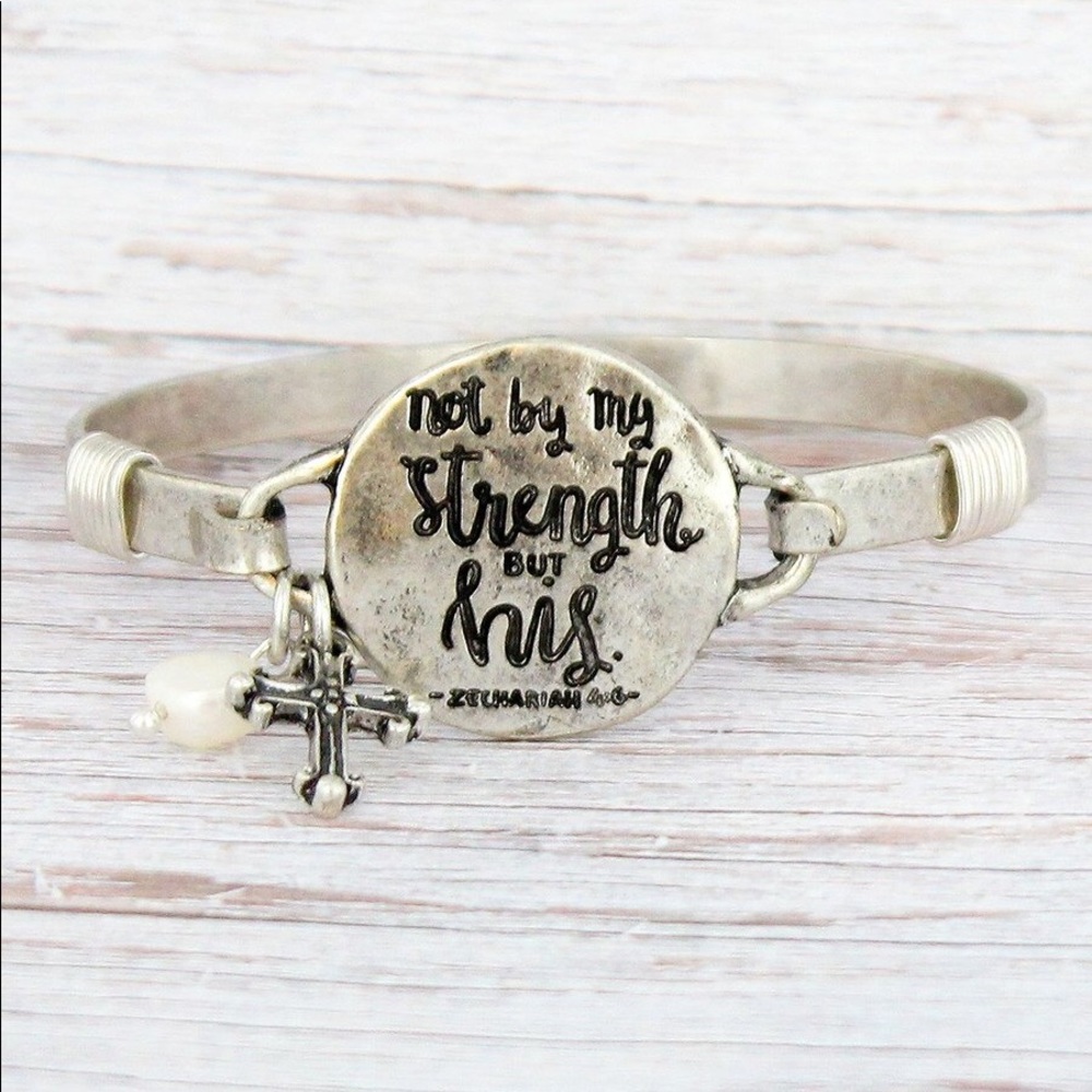 🌼 SALE 🌼 ........  BRACELET